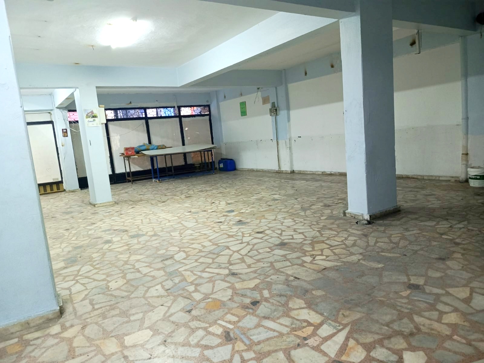 BAĞCILAR YÜZYIL'DA KİRALIK 280m2 DEPOLU DÜKKAN